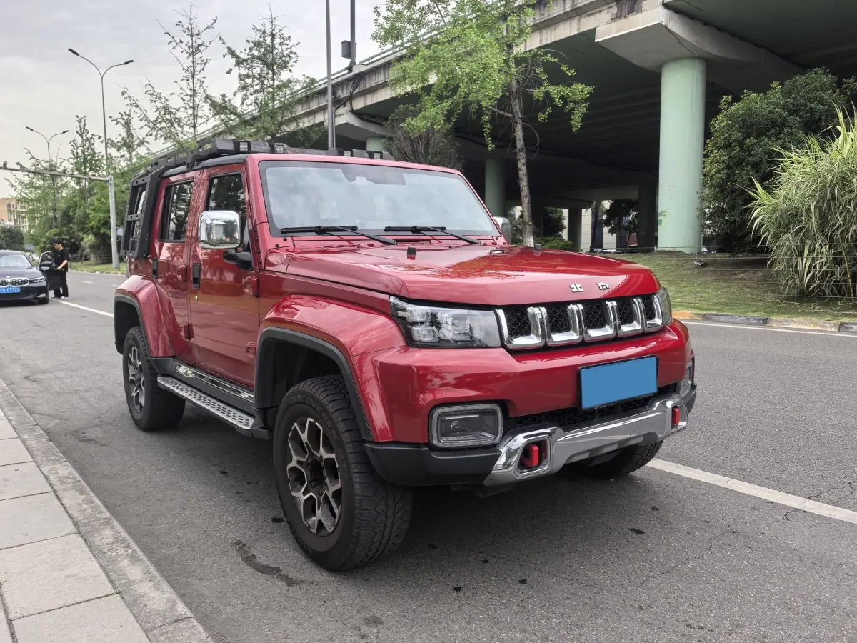 2018 Beijing BJ40 2.3T 250HP L4 6AT,autocango,china used car exporter,china ev exporter,chinese used car exporter,chinese used ev exporter