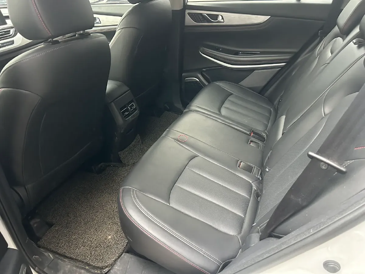 2018 BAIC Hyosow S7 1.5T 150HP L4 8AT,autocango,china used car exporter,china ev exporter,chinese used car exporter,chinese used ev exporter