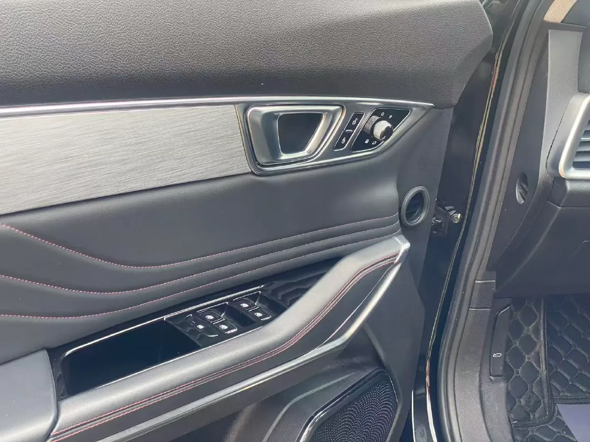 2020 Bestune T99 2.0T 224HP L4 6AT,autocango,china used car exporter,china ev exporter,chinese used car exporter,chinese used ev exporter