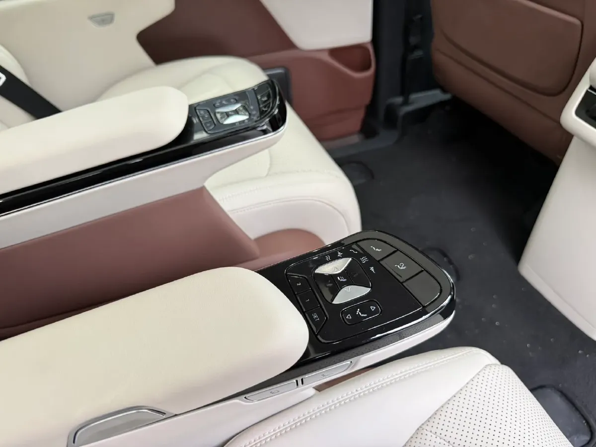 2025 BYD Xia 1.5T 156HP L4 E-CVT PHEV 36.6KWH,autocango,china used car exporter,china ev exporter,chinese used car exporter,chinese used ev exporter