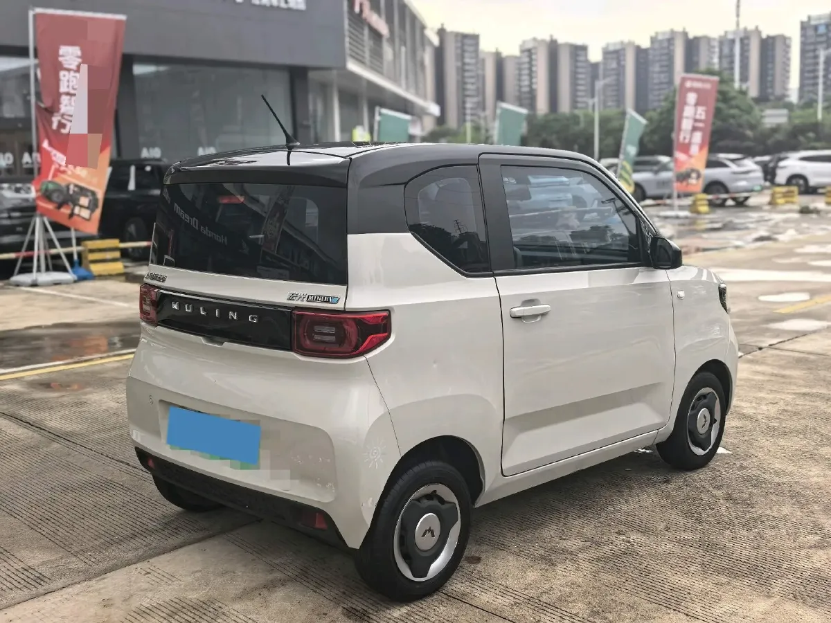 2021 WuLing HongGuang MINI EV BEV 13.9KWH,autocango,china used car exporter,china ev exporter,chinese used car exporter,chinese used ev exporter