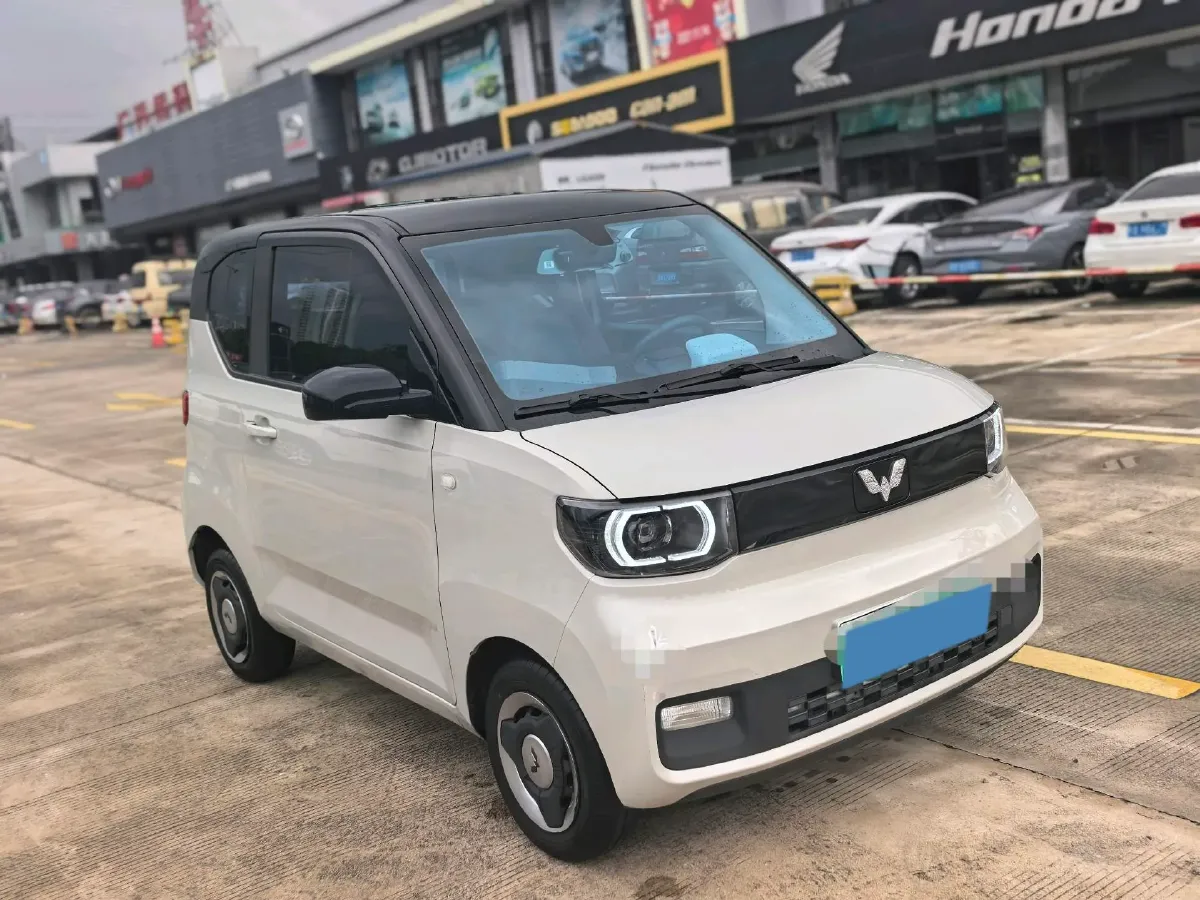 2021 WuLing HongGuang MINI EV BEV 13.9KWH,autocango,china used car exporter,china ev exporter,chinese used car exporter,chinese used ev exporter