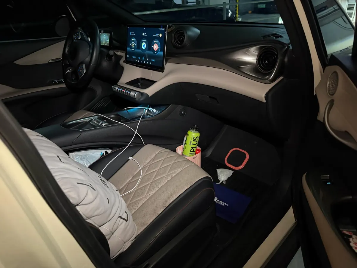2021 Ford Escort 1.5L 122HP L3 6AT,autocango,china used car exporter,china ev exporter,chinese used car exporter,chinese used ev exporter
