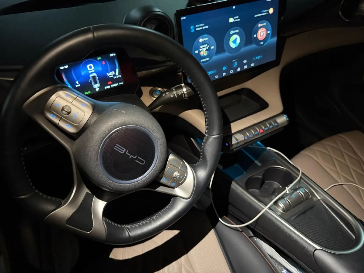 2021 Ford Escort 1.5L 122HP L3 6AT,autocango,china used car exporter,china ev exporter,chinese used car exporter,chinese used ev exporter