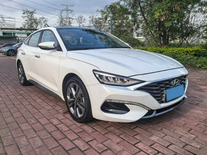 2019 Hyundai La Festa 1.6T 190HP L4 7DCT,autocango,china used car exporter,china ev exporter,chinese used car exporter,chinese used ev exporter