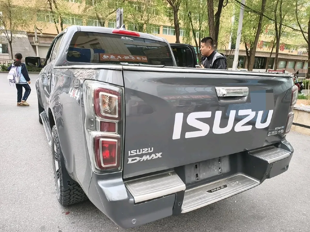 2021 Isuzu D-MAX 1.9T 163HP L4 6AT,autocango,china used car exporter,china ev exporter,chinese used car exporter,chinese used ev exporter