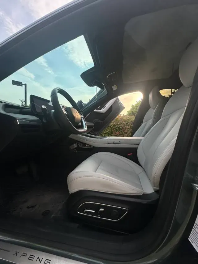 2024 Xpeng P7 BEV 86.2KWH,autocango,china used car exporter,china ev exporter,chinese used car exporter,chinese used ev exporter
