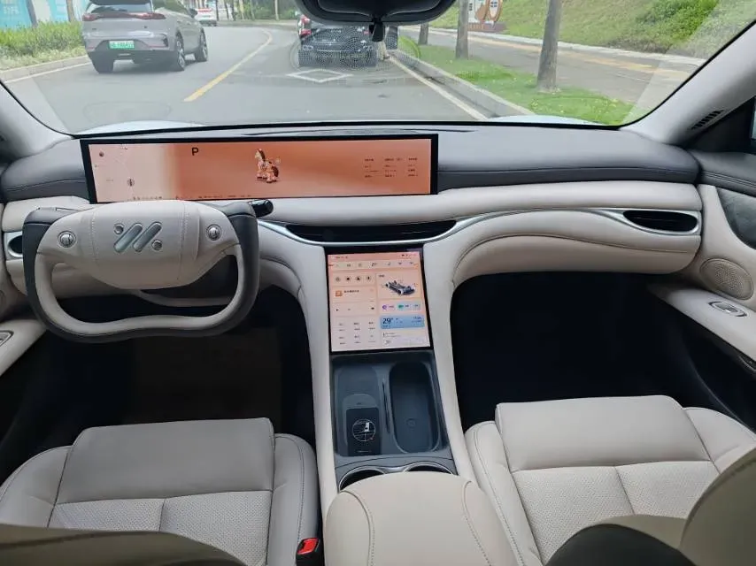 2024 IM L6 BEV 75KWH,autocango,china used car exporter,china ev exporter,chinese used car exporter,chinese used ev exporter