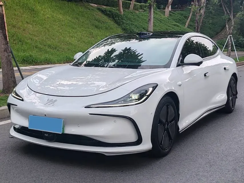 2024 IM L6 BEV 75KWH,autocango,china used car exporter,china ev exporter,chinese used car exporter,chinese used ev exporter