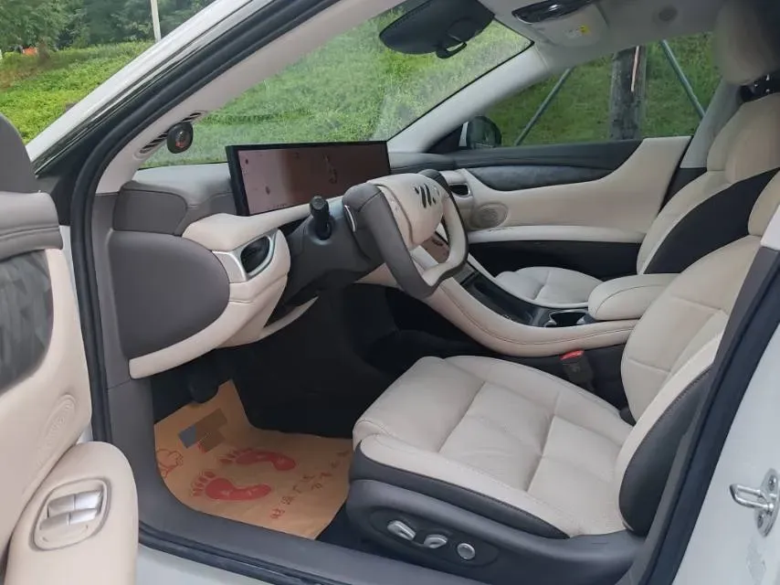 2024 IM L6 BEV 75KWH,autocango,china used car exporter,china ev exporter,chinese used car exporter,chinese used ev exporter
