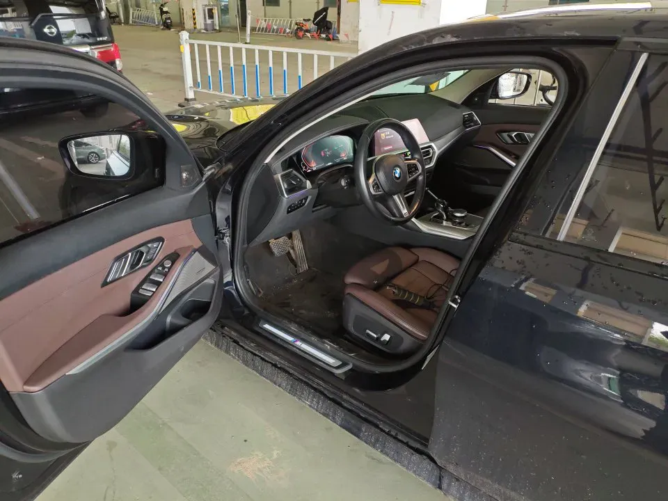2021 BMW 3 Series 2.0T 184HP L4 8AT,autocango,china used car exporter,china ev exporter,chinese used car exporter,chinese used ev exporter