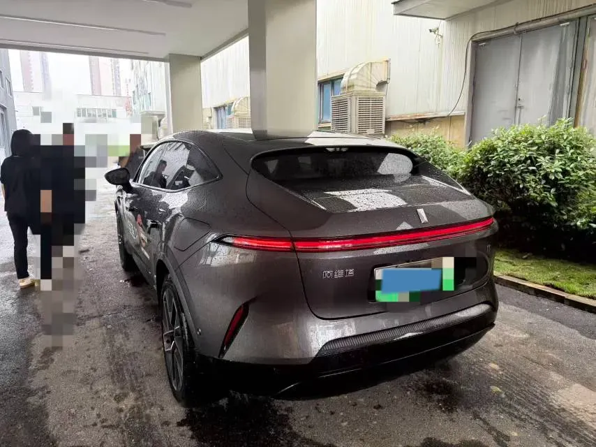 2025 Avatr 11 1.5T 156HP L4 REEV,autocango,china used car exporter,china ev exporter,chinese used car exporter,chinese used ev exporter