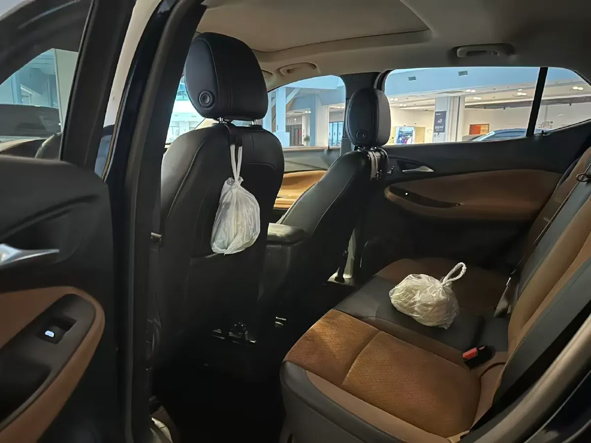 2020 Buick Encore GX 1.3T 165HP L3 CVT,autocango,china used car exporter,china ev exporter,chinese used car exporter,chinese used ev exporter