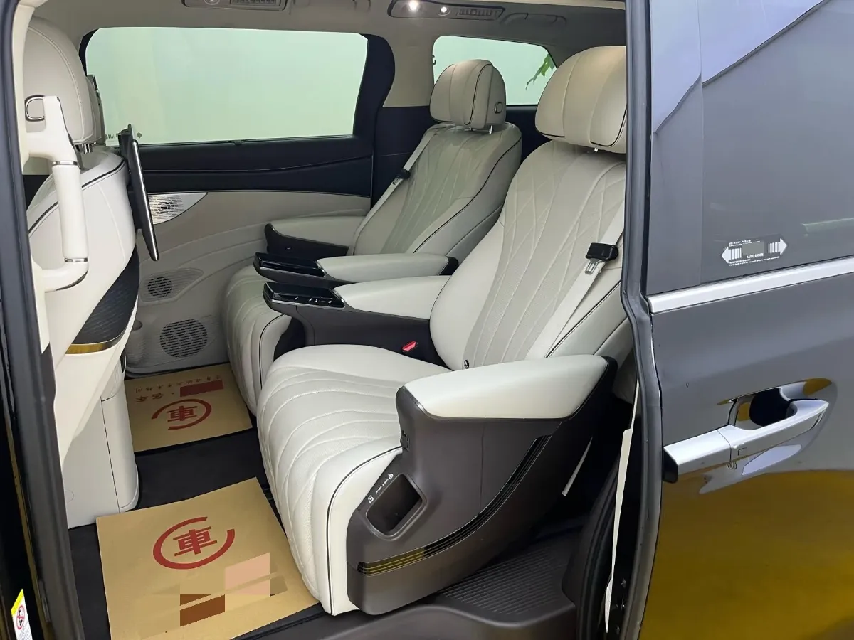 2024 Denza D9 1.5T 139HP L4 E-CVT PHEV 40KWH,autocango,china used car exporter,china ev exporter,chinese used car exporter,chinese used ev exporter