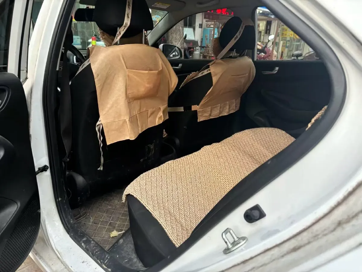 2017 Hyundai Reina 1.4L 95HP L4 5MT,autocango,china used car exporter,china ev exporter,chinese used car exporter,chinese used ev exporter