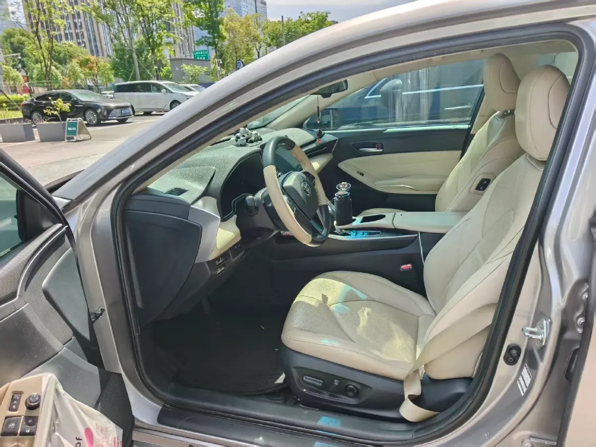 2019 Toyota Avalon 2.5L 178HP L4 E-CVT Hybrid,autocango,china used car exporter,china ev exporter,chinese used car exporter,chinese used ev exporter
