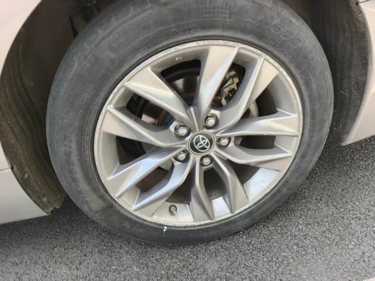 2019 Toyota Avalon 2.5L 178HP L4 E-CVT Hybrid,autocango,china used car exporter,china ev exporter,chinese used car exporter,chinese used ev exporter