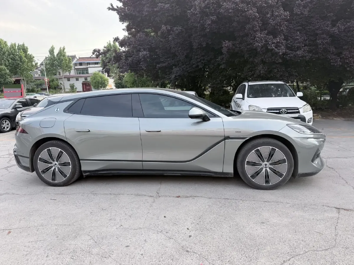 2024 Denza DenzaZ9GT 2.0T 207HP L4 E-CVT PHEV 38.5KWH,autocango,china used car exporter,china ev exporter,chinese used car exporter,chinese used ev exporter