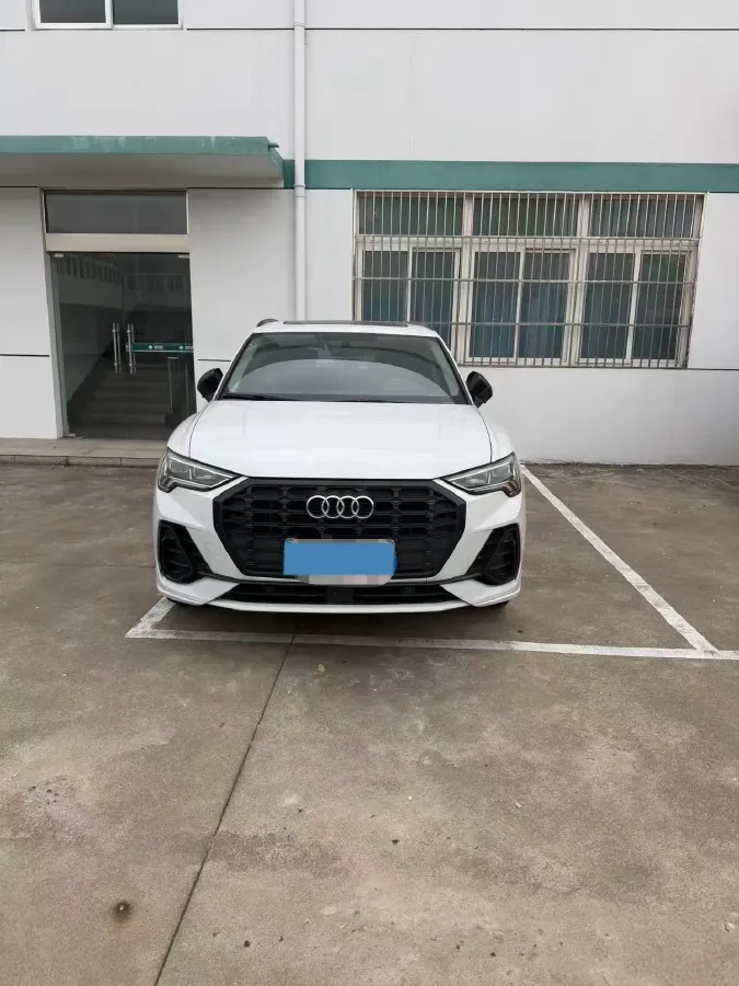2021 Audi Q3 1.4T 150HP L4 7DCT,autocango,china used car exporter,china ev exporter,chinese used car exporter,chinese used ev exporter