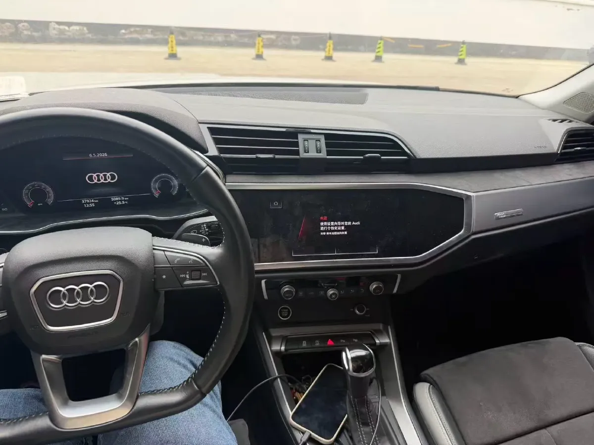 2021 Audi Q3 1.4T 150HP L4 7DCT,autocango,china used car exporter,china ev exporter,chinese used car exporter,chinese used ev exporter