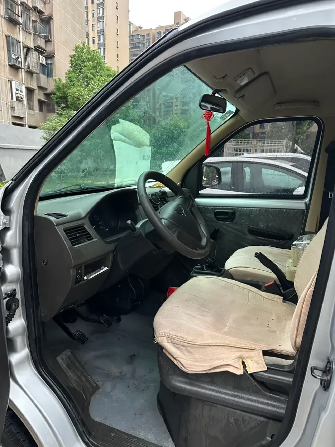 2020 WuLing RongGuang 1.2L 76HP L4 5MT,autocango,china used car exporter,china ev exporter,chinese used car exporter,chinese used ev exporter