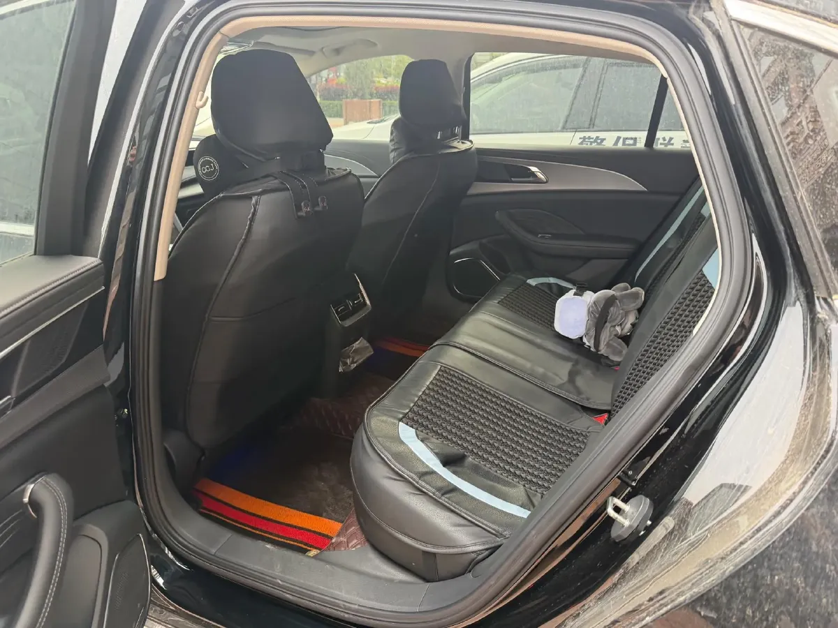 2024 HongQi H5 1.5T 169HP L4 7DCT,autocango,china used car exporter,china ev exporter,chinese used car exporter,chinese used ev exporter