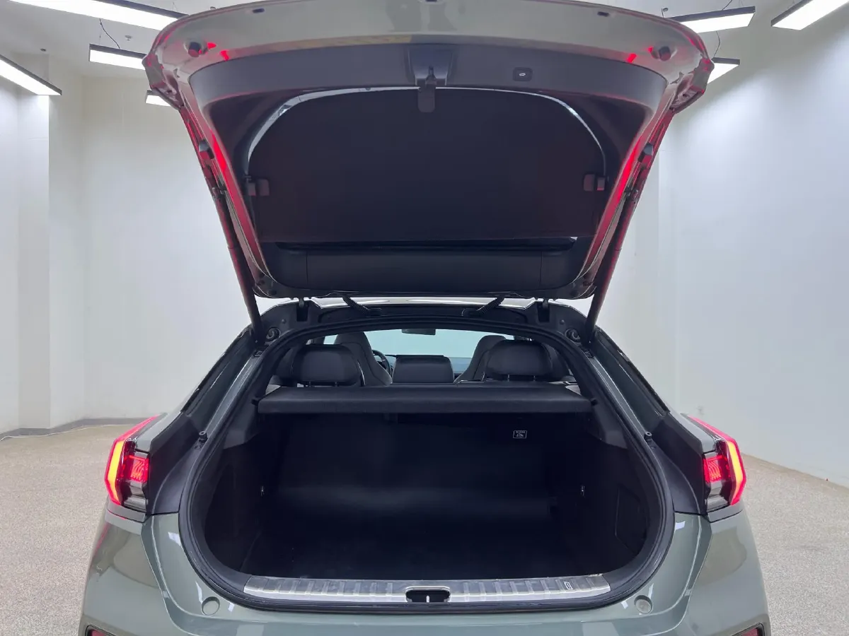 2024 Zeekr 001 BEV 95KWH,autocango,china used car exporter,china ev exporter,chinese used car exporter,chinese used ev exporter