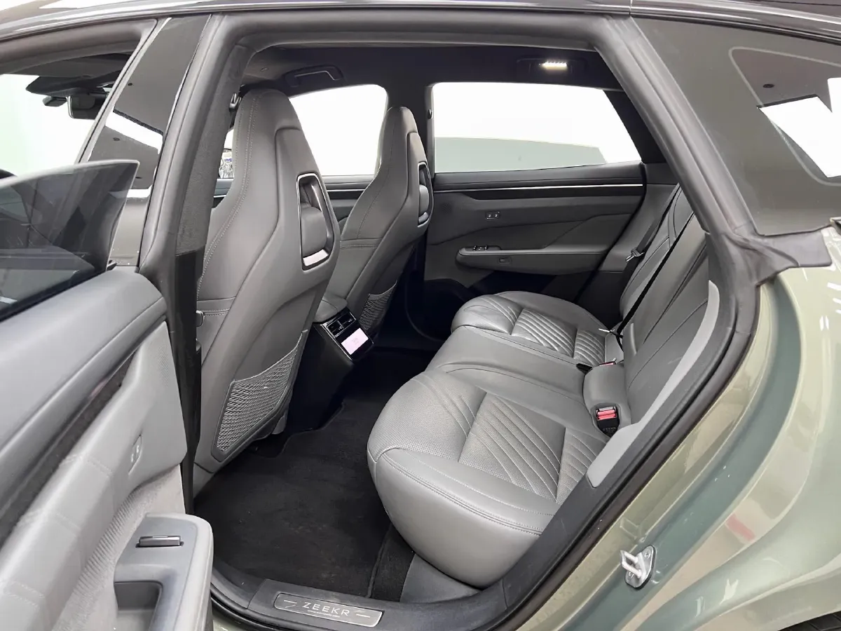 2024 Zeekr 001 BEV 95KWH,autocango,china used car exporter,china ev exporter,chinese used car exporter,chinese used ev exporter