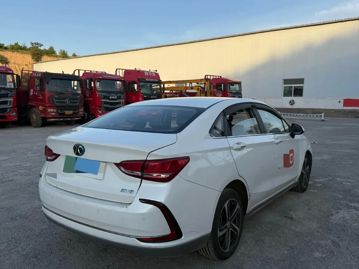 2018 BeiJing Auto EU5 BEV 53.66KWH,autocango,china used car exporter,china ev exporter,chinese used car exporter,chinese used ev exporter
