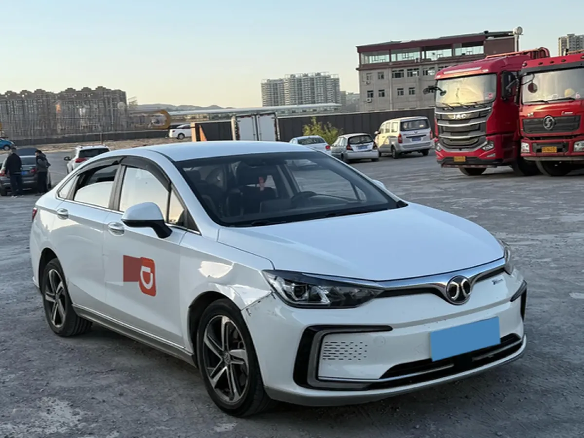 2018 BeiJing Auto EU5 BEV 53.66KWH,autocango,china used car exporter,china ev exporter,chinese used car exporter,chinese used ev exporter