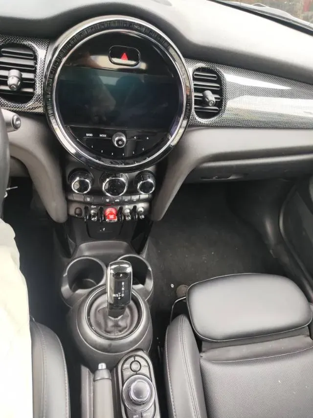 2022 MINI MINI 1.5T 136HP L3 7DCT,autocango,china used car exporter,china ev exporter,chinese used car exporter,chinese used ev exporter