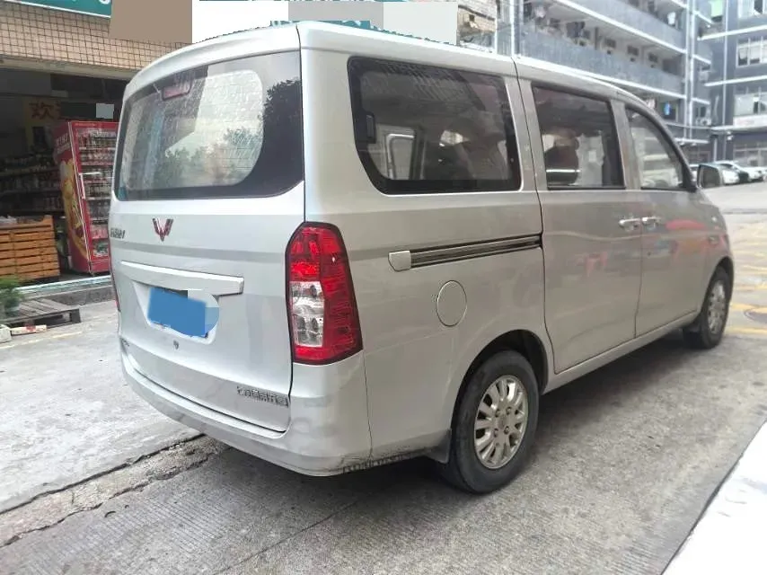 2016 WuLing RongGuang V 1.5L 112HP L4 5MT,autocango,china used car exporter,china ev exporter,chinese used car exporter,chinese used ev exporter