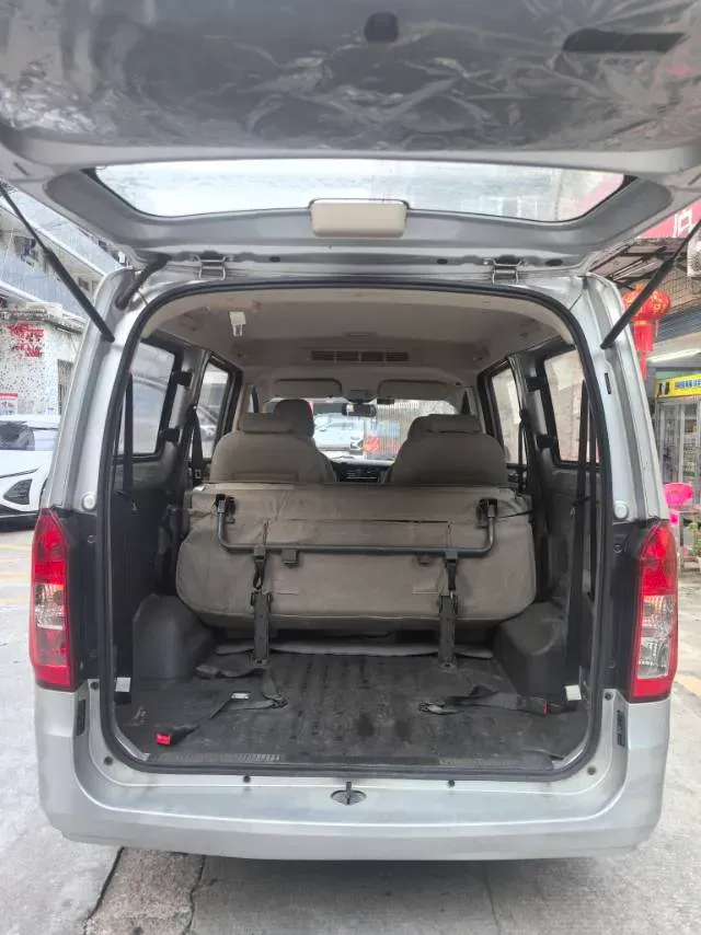 2016 WuLing RongGuang V 1.5L 112HP L4 5MT,autocango,china used car exporter,china ev exporter,chinese used car exporter,chinese used ev exporter