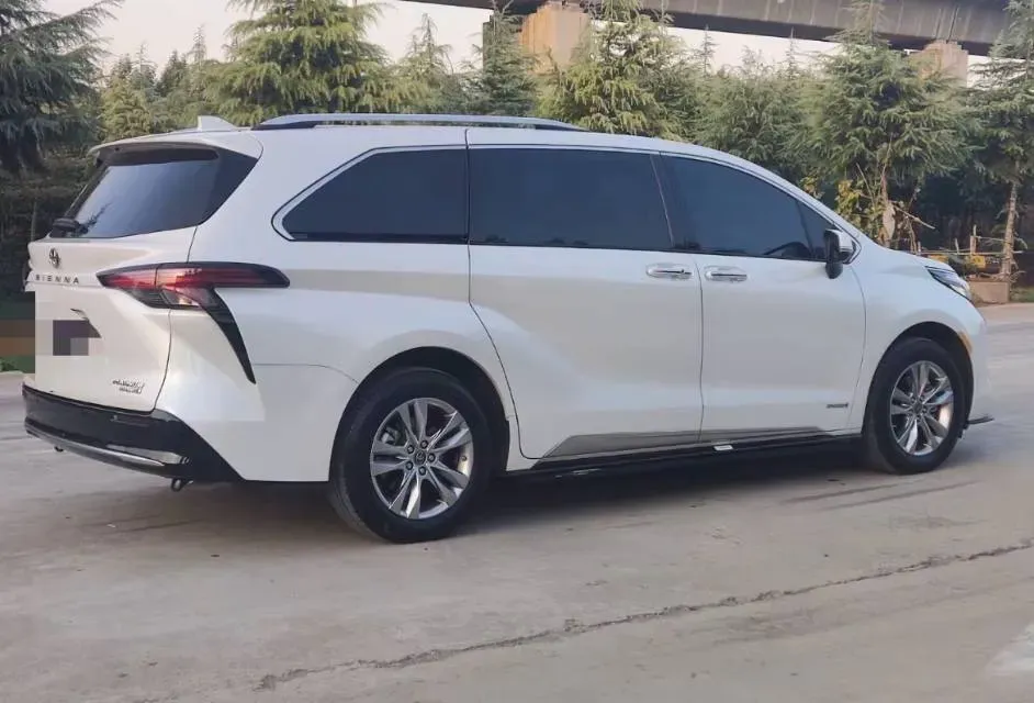 2021 Toyota Sienna 2.5L 192HP L4 E-CVT Hybrid,autocango,china used car exporter,china ev exporter,chinese used car exporter,chinese used ev exporter