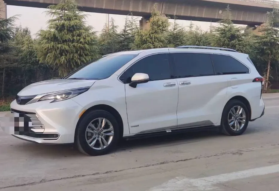 2021 Toyota Sienna 2.5L 192HP L4 E-CVT Hybrid,autocango,china used car exporter,china ev exporter,chinese used car exporter,chinese used ev exporter