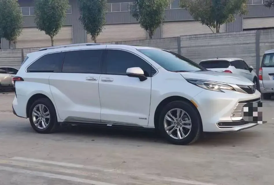 2021 Toyota Sienna 2.5L 192HP L4 E-CVT Hybrid,autocango,china used car exporter,china ev exporter,chinese used car exporter,chinese used ev exporter