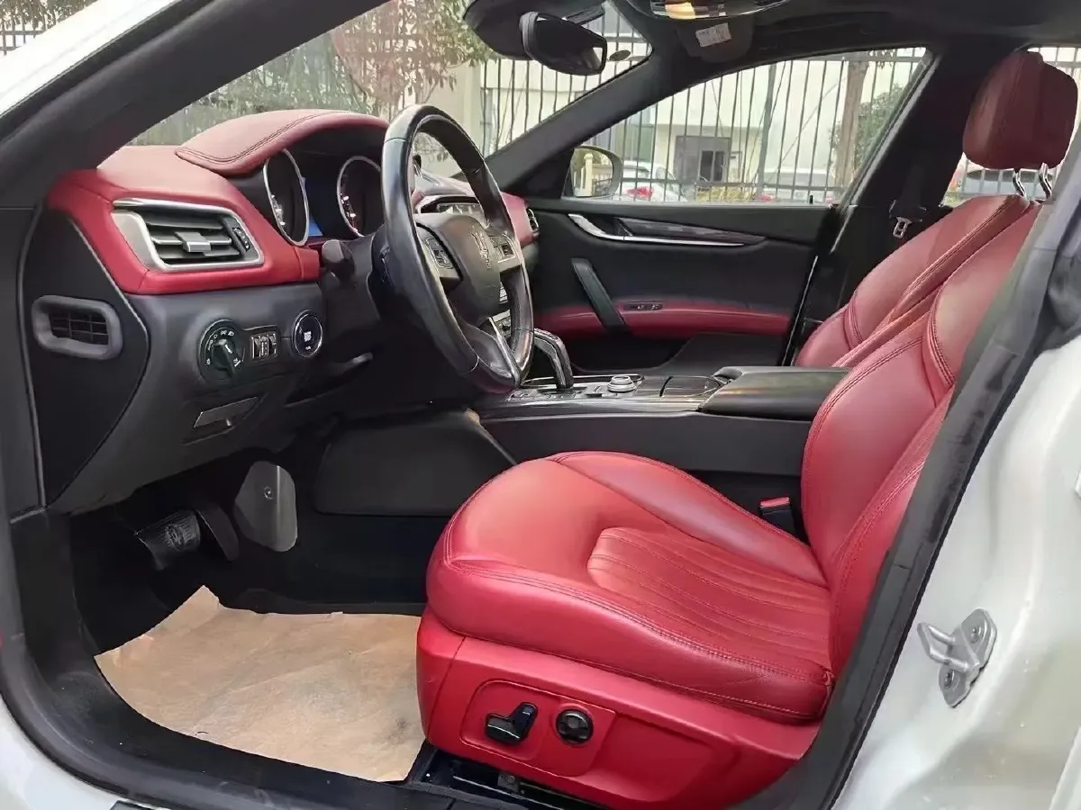 2019 Maserati Ghibli 3.0T 350HP V6 8AT,autocango,china used car exporter,china ev exporter,chinese used car exporter,chinese used ev exporter