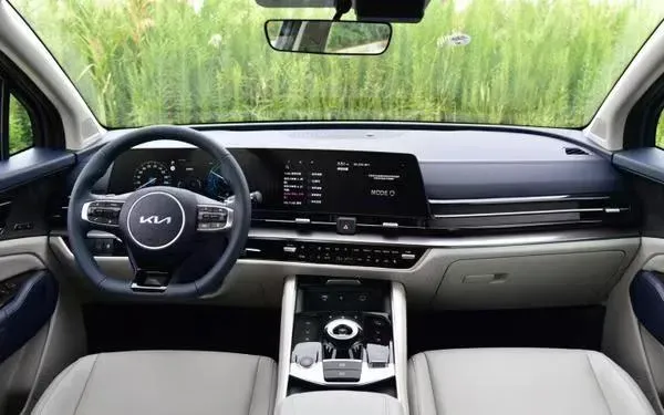 2023 Kia Sportage 1.5T 200HP L4 8AT,autocango,china used car exporter,china ev exporter,chinese used car exporter,chinese used ev exporter