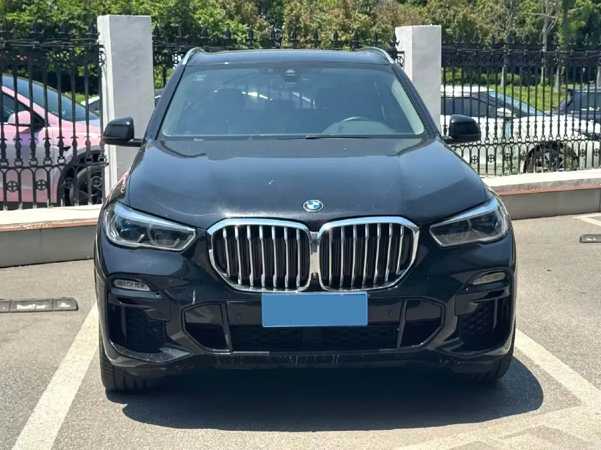 2021 BMW X5 3.0T 340HP L6 8AT,autocango,china used car exporter,china ev exporter,chinese used car exporter,chinese used ev exporter