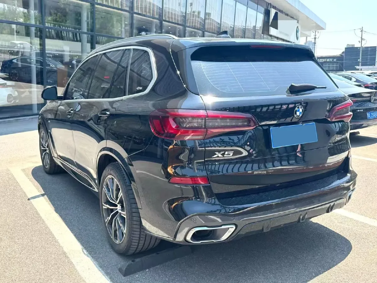 2021 BMW X5 3.0T 340HP L6 8AT,autocango,china used car exporter,china ev exporter,chinese used car exporter,chinese used ev exporter
