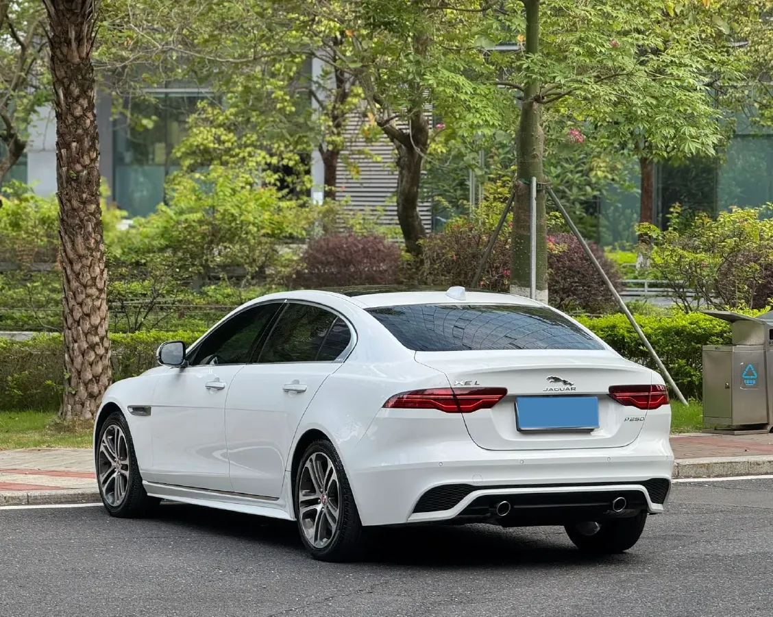 2021 Jaguar XEL 2.0T 250HP L4 8AT,autocango,china used car exporter,china ev exporter,chinese used car exporter,chinese used ev exporter