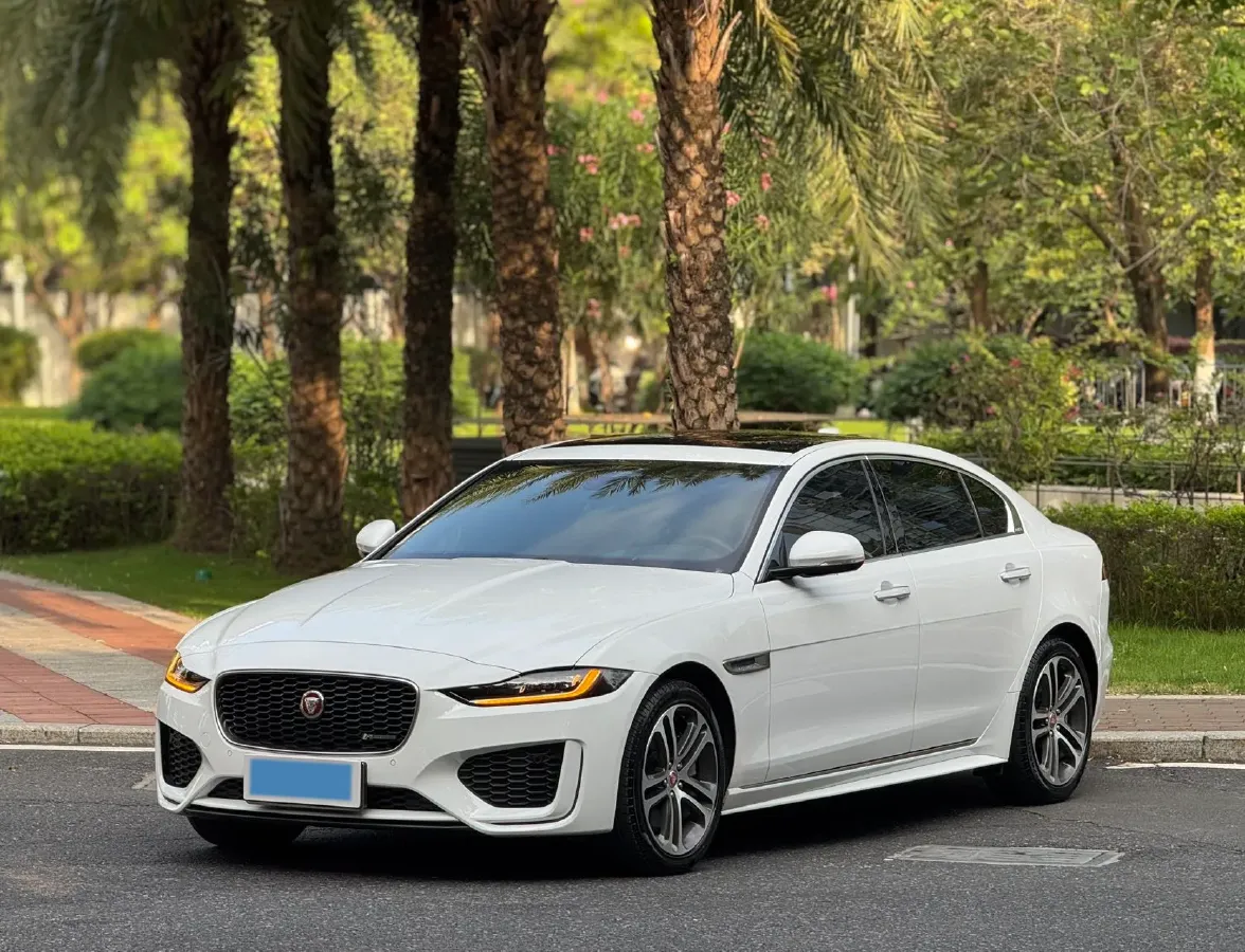 2021 Jaguar XEL 2.0T 250HP L4 8AT,autocango,china used car exporter,china ev exporter,chinese used car exporter,chinese used ev exporter