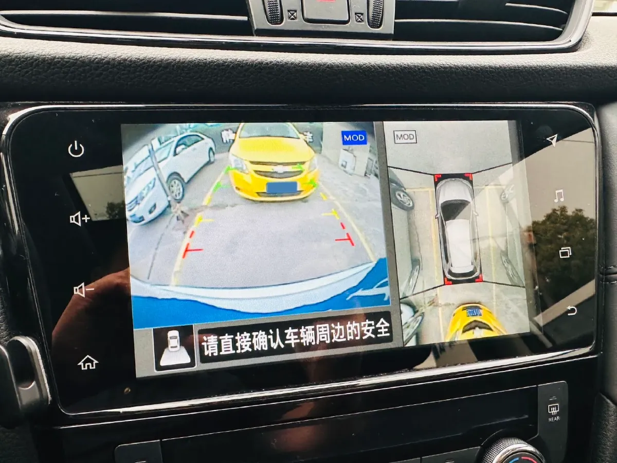 2021 Nissan X-Trail 2.0L 151HP L4 CVT,autocango,china used car exporter,china ev exporter,chinese used car exporter,chinese used ev exporter