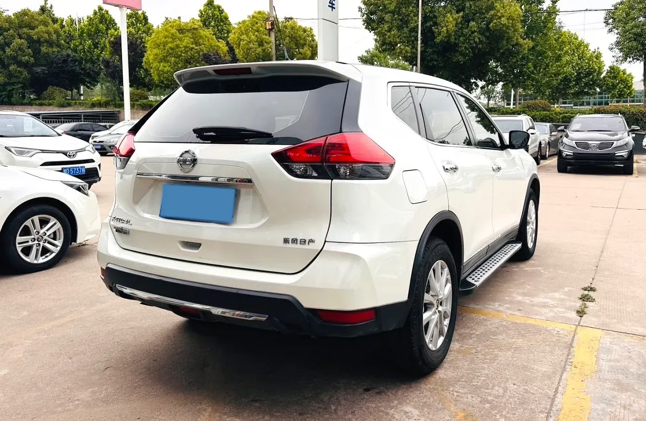 2021 Nissan X-Trail 2.0L 151HP L4 CVT,autocango,china used car exporter,china ev exporter,chinese used car exporter,chinese used ev exporter