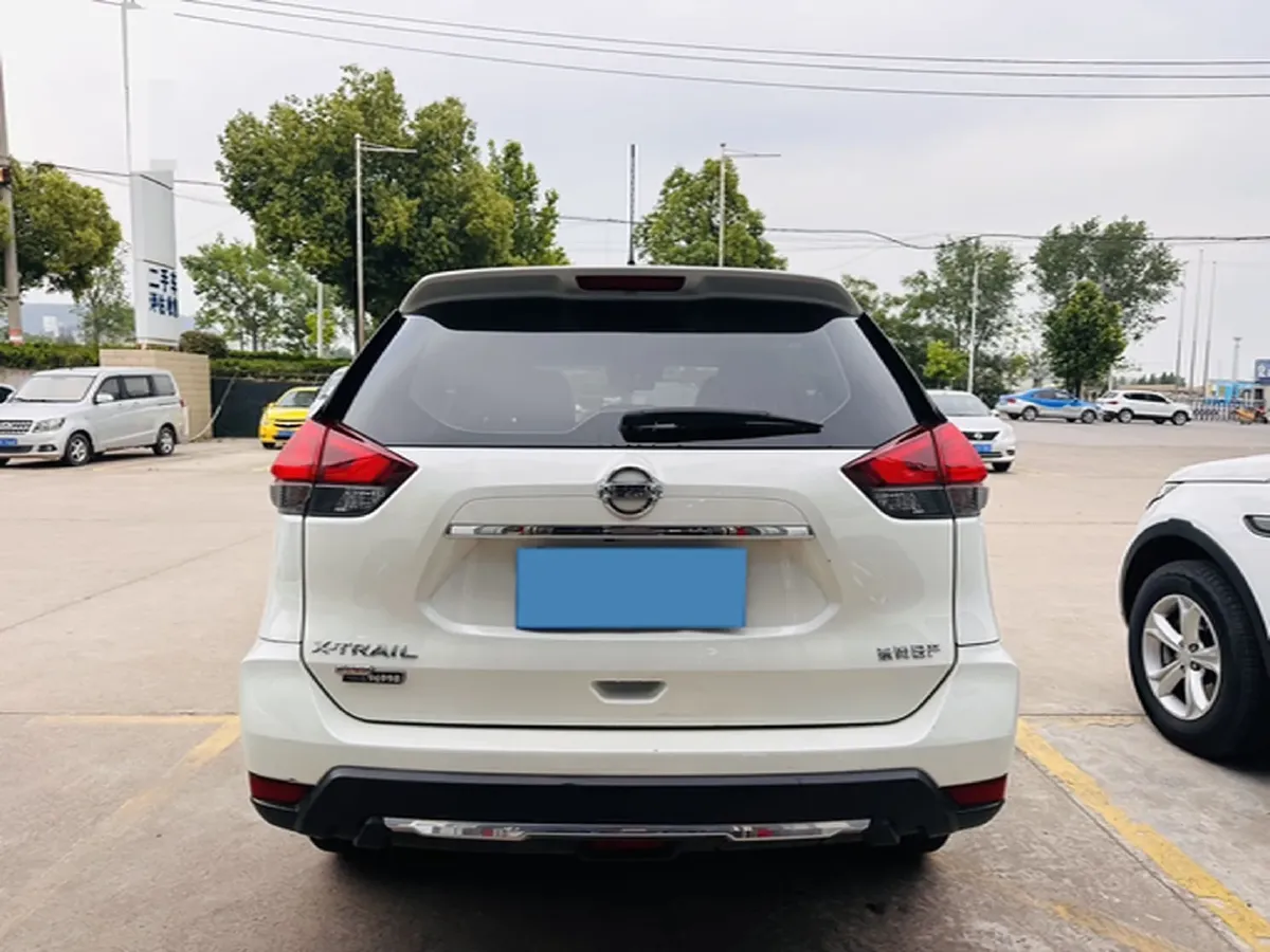 2021 Nissan X-Trail 2.0L 151HP L4 CVT,autocango,china used car exporter,china ev exporter,chinese used car exporter,chinese used ev exporter