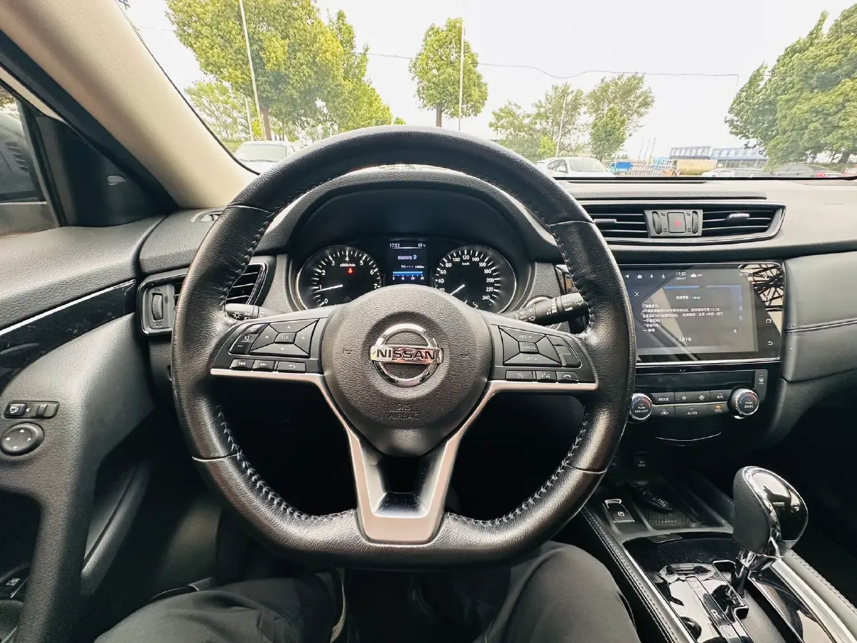 2021 Nissan X-Trail 2.0L 151HP L4 CVT,autocango,china used car exporter,china ev exporter,chinese used car exporter,chinese used ev exporter