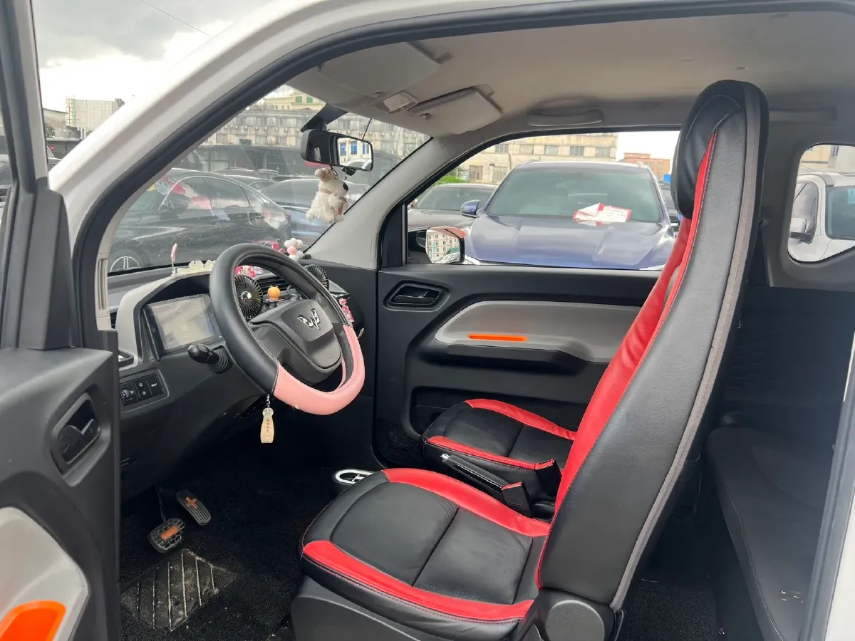 2021 WuLing HongGuang MINI EV BEV 13.8KWH,autocango,china used car exporter,china ev exporter,chinese used car exporter,chinese used ev exporter