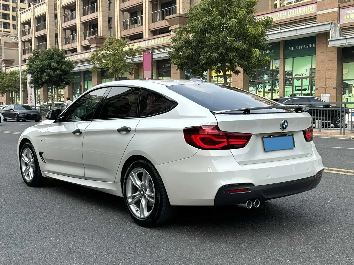 2020 BMW 3 Series GT 2.0T 184HP L4 8AT,autocango,china used car exporter,china ev exporter,chinese used car exporter,chinese used ev exporter