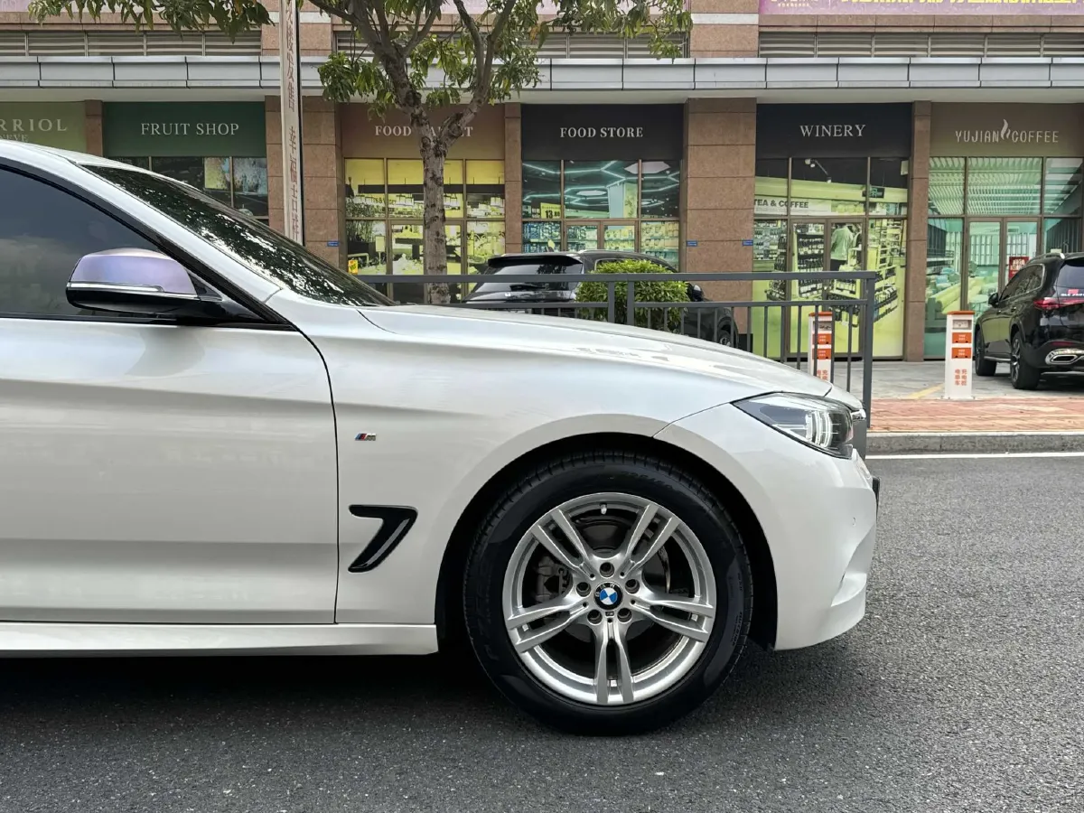 2020 BMW 3 Series GT 2.0T 184HP L4 8AT,autocango,china used car exporter,china ev exporter,chinese used car exporter,chinese used ev exporter