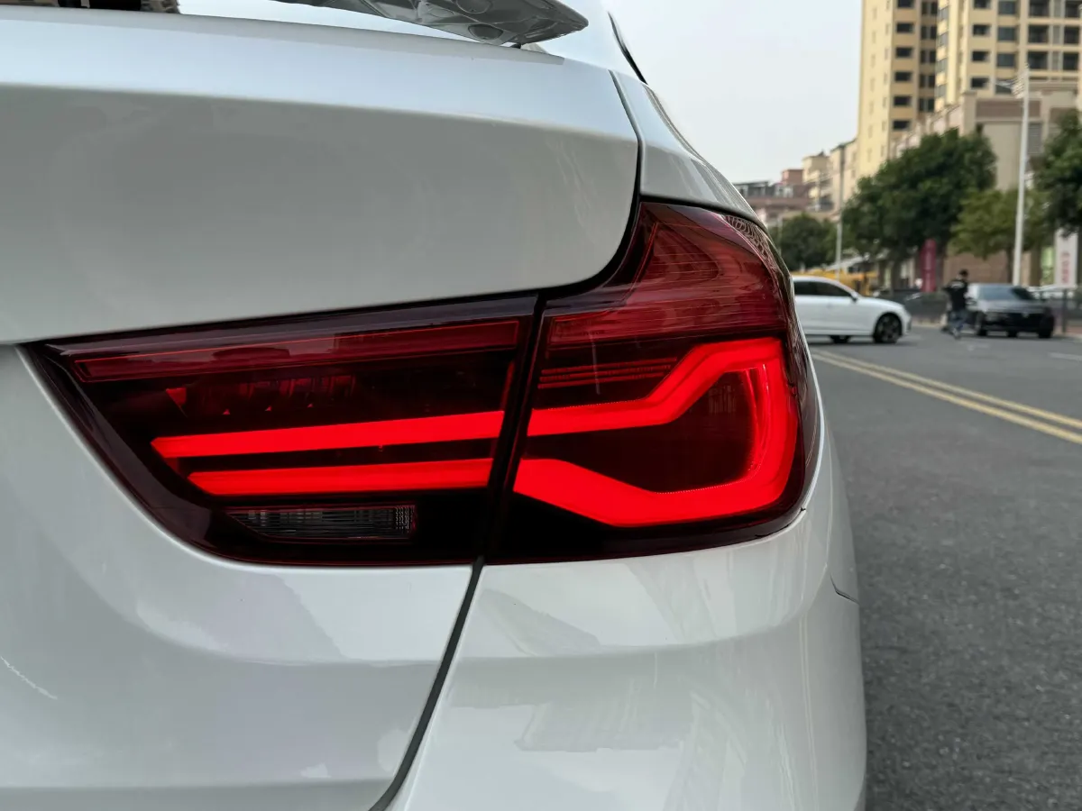 2020 BMW 3 Series GT 2.0T 184HP L4 8AT,autocango,china used car exporter,china ev exporter,chinese used car exporter,chinese used ev exporter